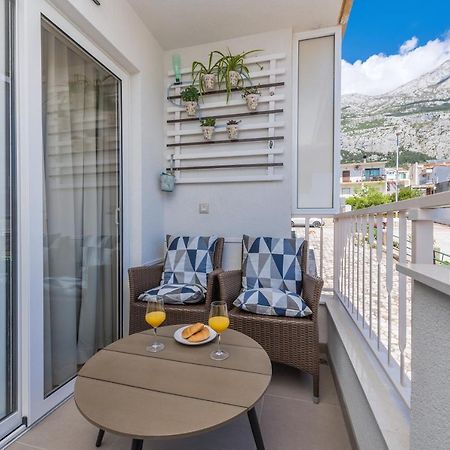 Chic Apartment Zoja Near Beach With Free Parking Макарська Екстер'єр фото